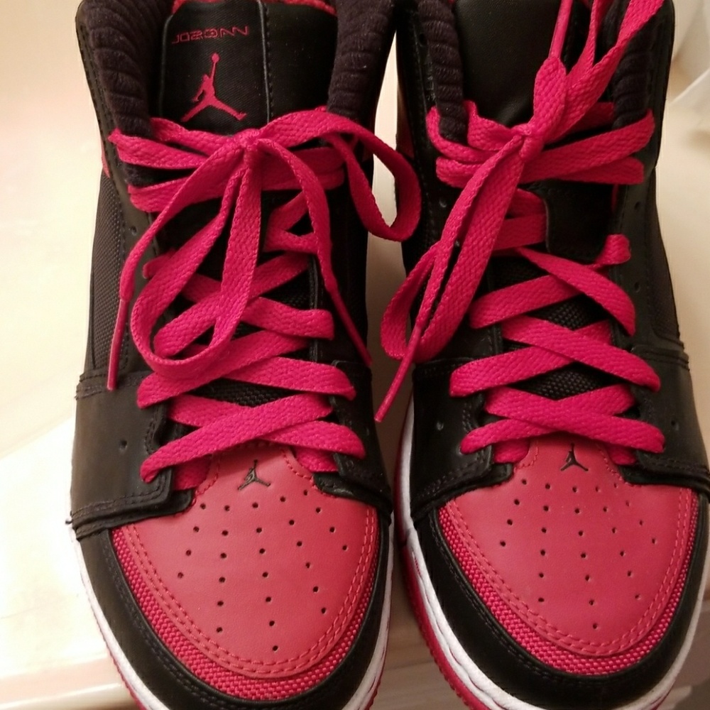 Women's Red/Black Jordan Sneaks